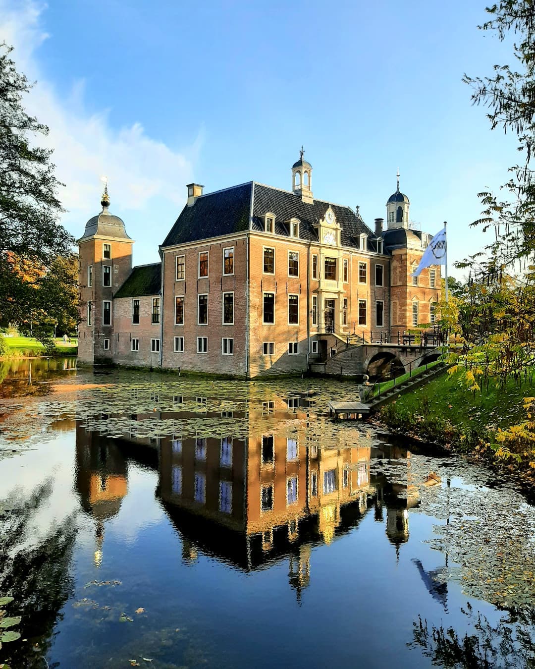 ---Netherlands--- Ruurlo castle/ Kasteel Ruurlo, Achterhoek, Gelderland