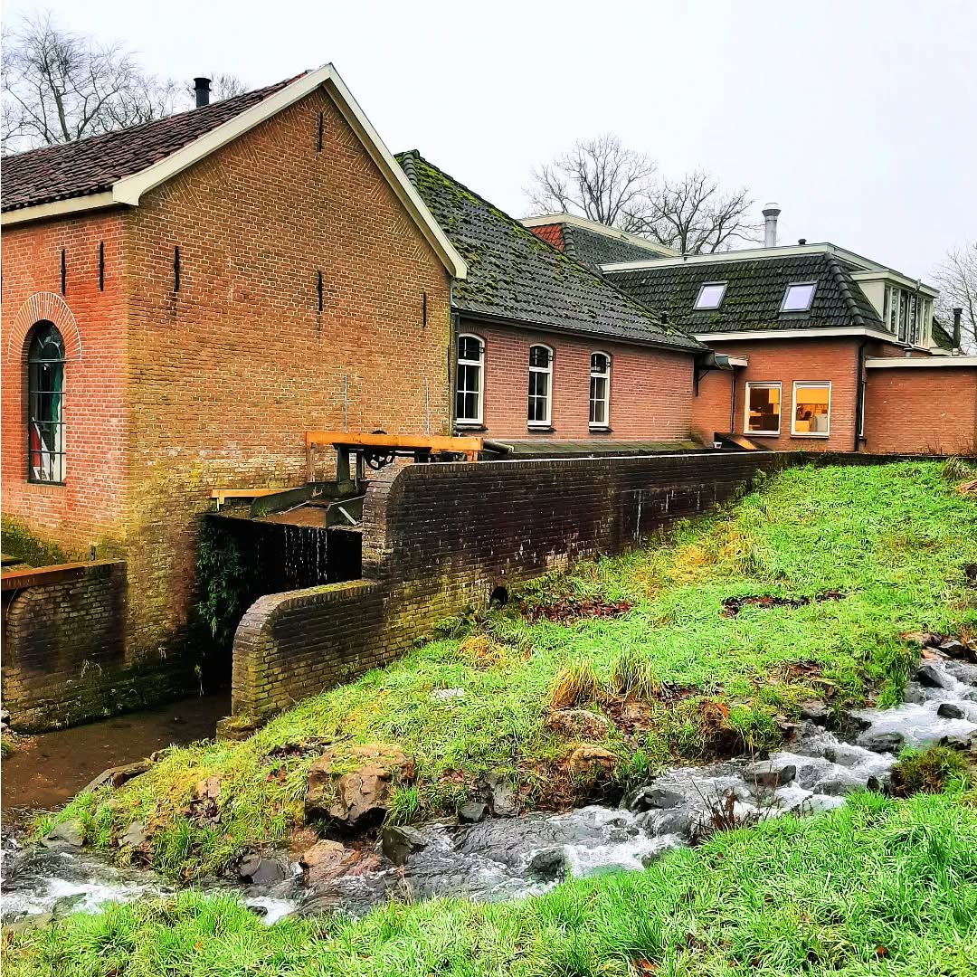 Nederland: Watermolen in Eerbeek, Veluwe, Gelderland