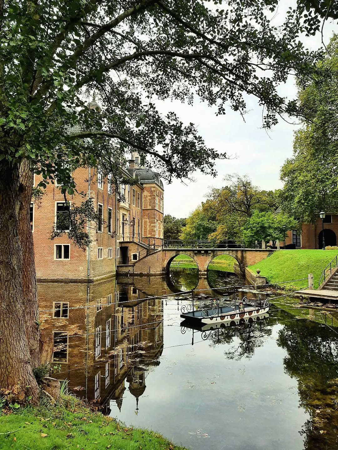 Nederland: Kasteel Ruurlo in oktober, Achterhoek, Gelderland