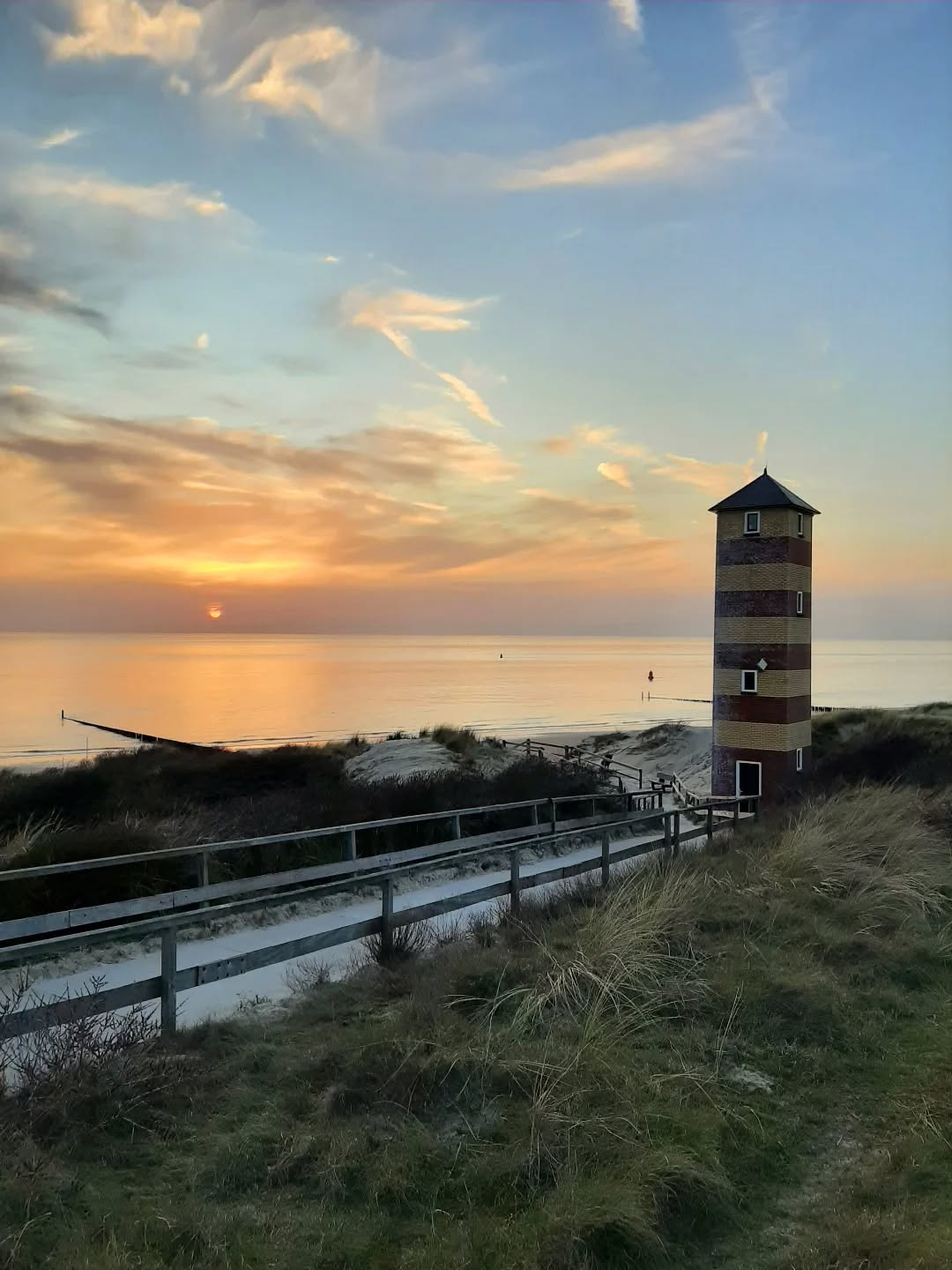 Nederland: Avondkleuren aan zee, Zeeland